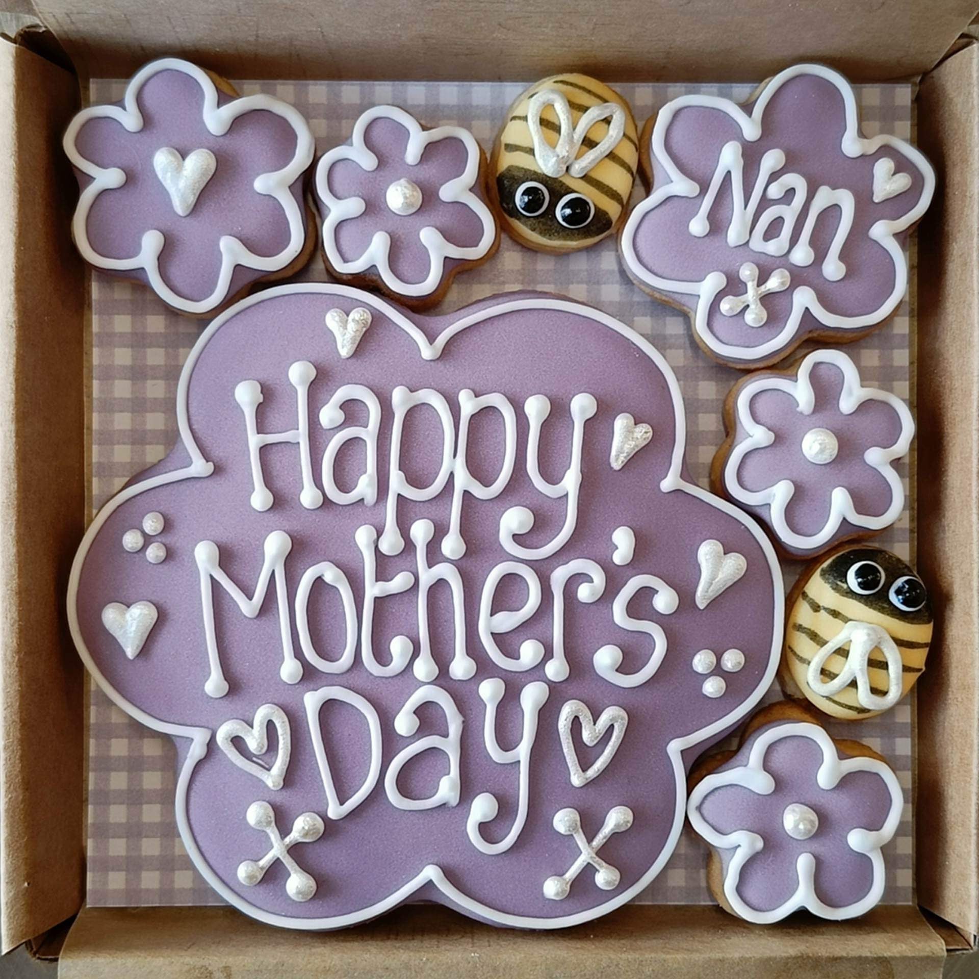 Mothers Day / Mothering Sunday / Mum Flowers Cookie Box