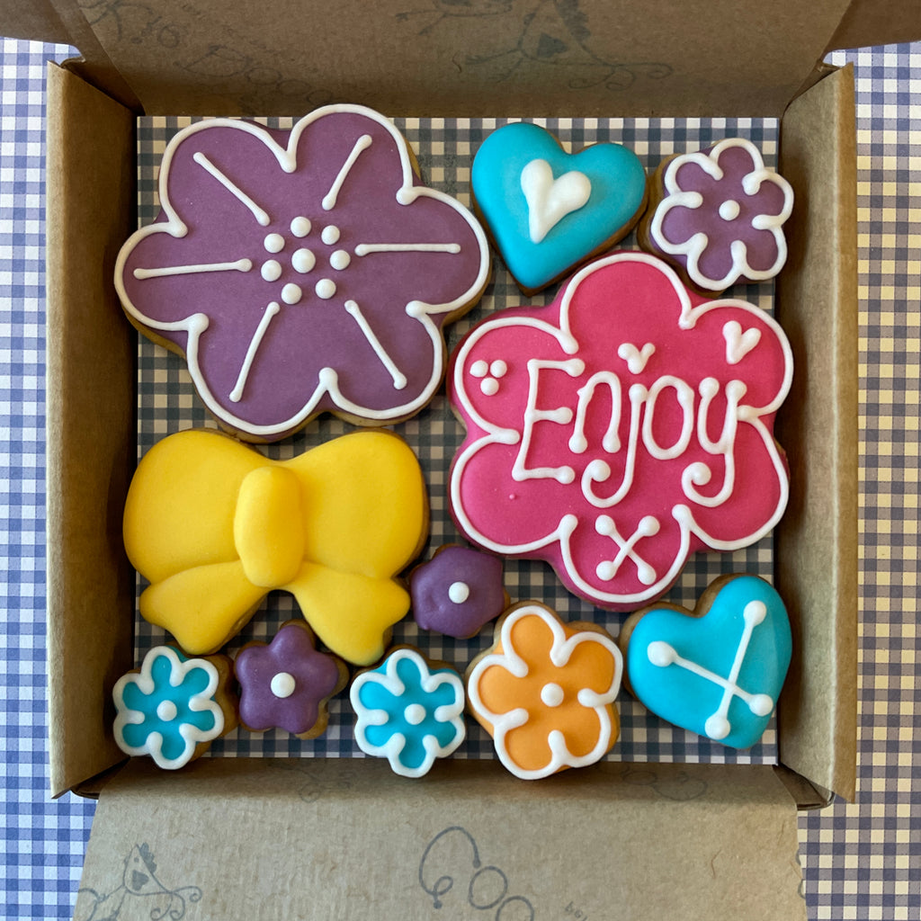 Flowers Cookie Box (Small) Oh Crumbs