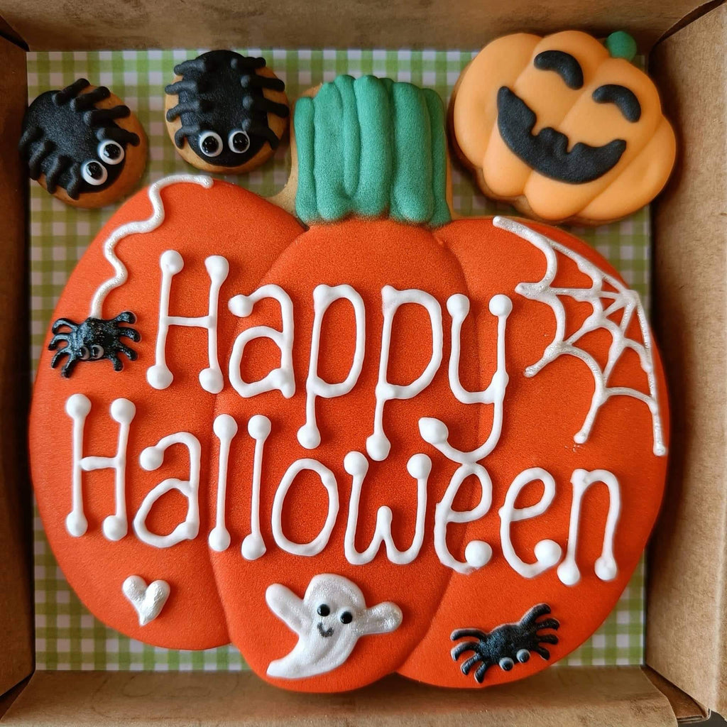 Happy Halloween pumpkin - little box of joy