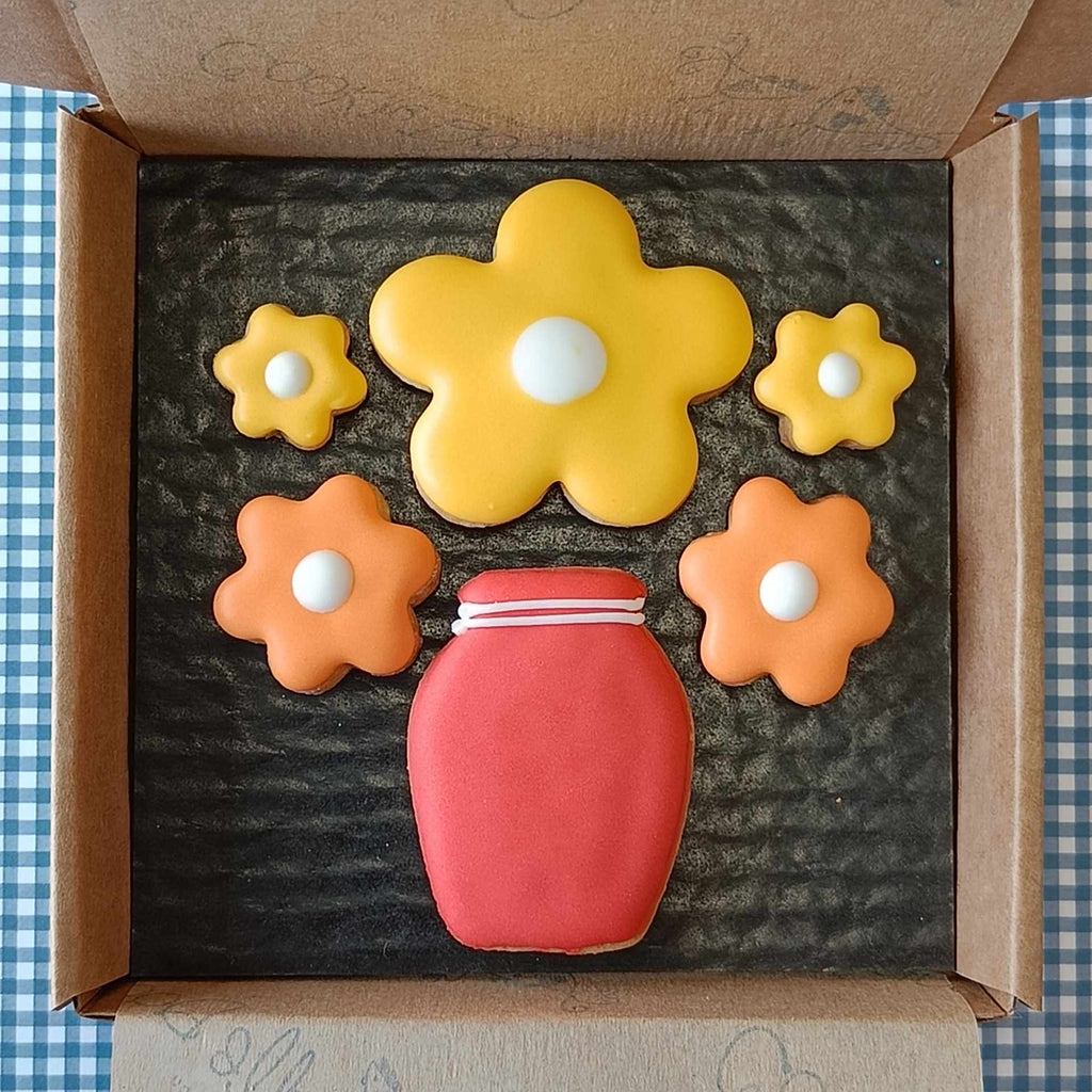 Vase of flowers Cookie Box (Small)