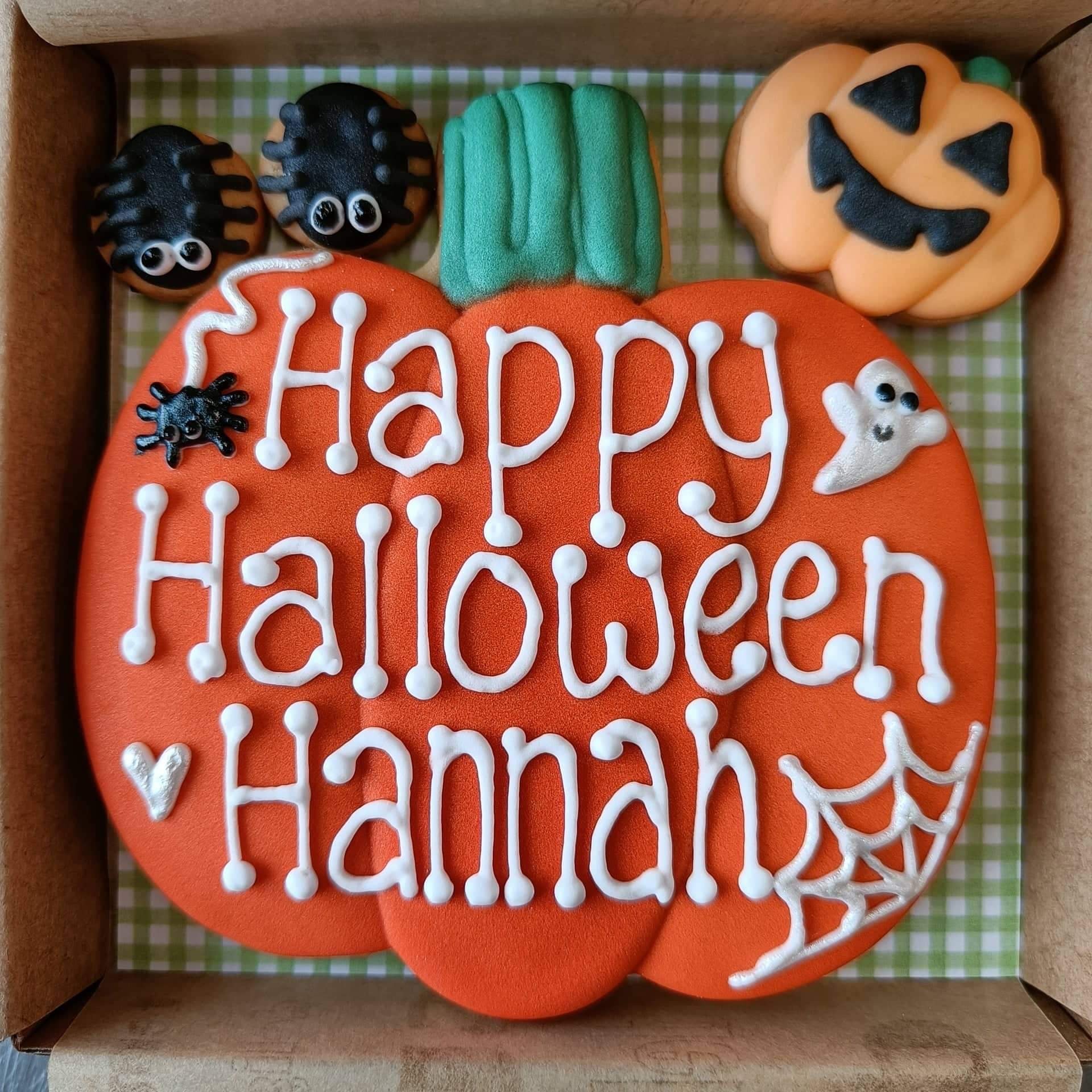 Happy Halloween pumpkin - little box of joy