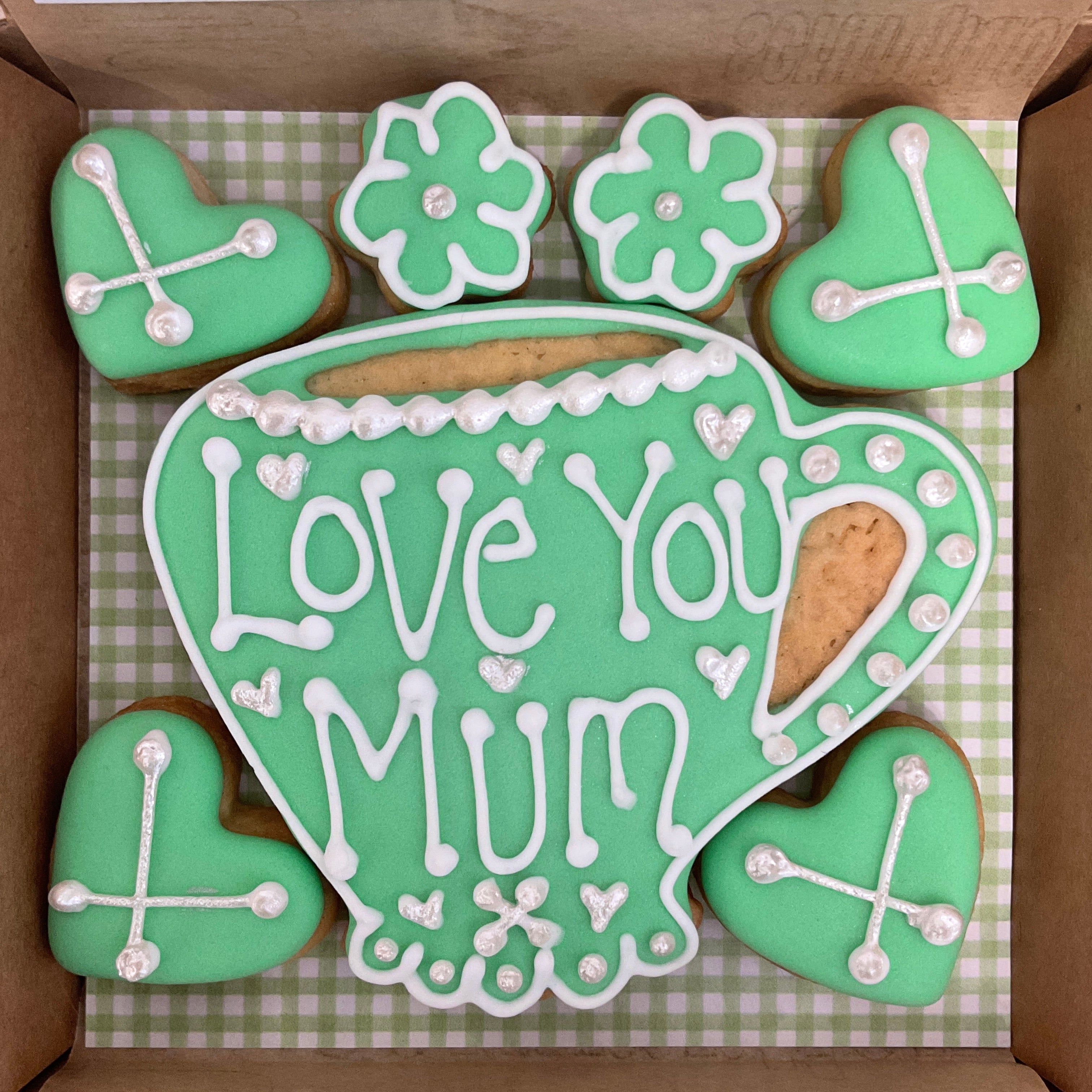 Love You Mum  / Nanny / Nana Teacup cookie box