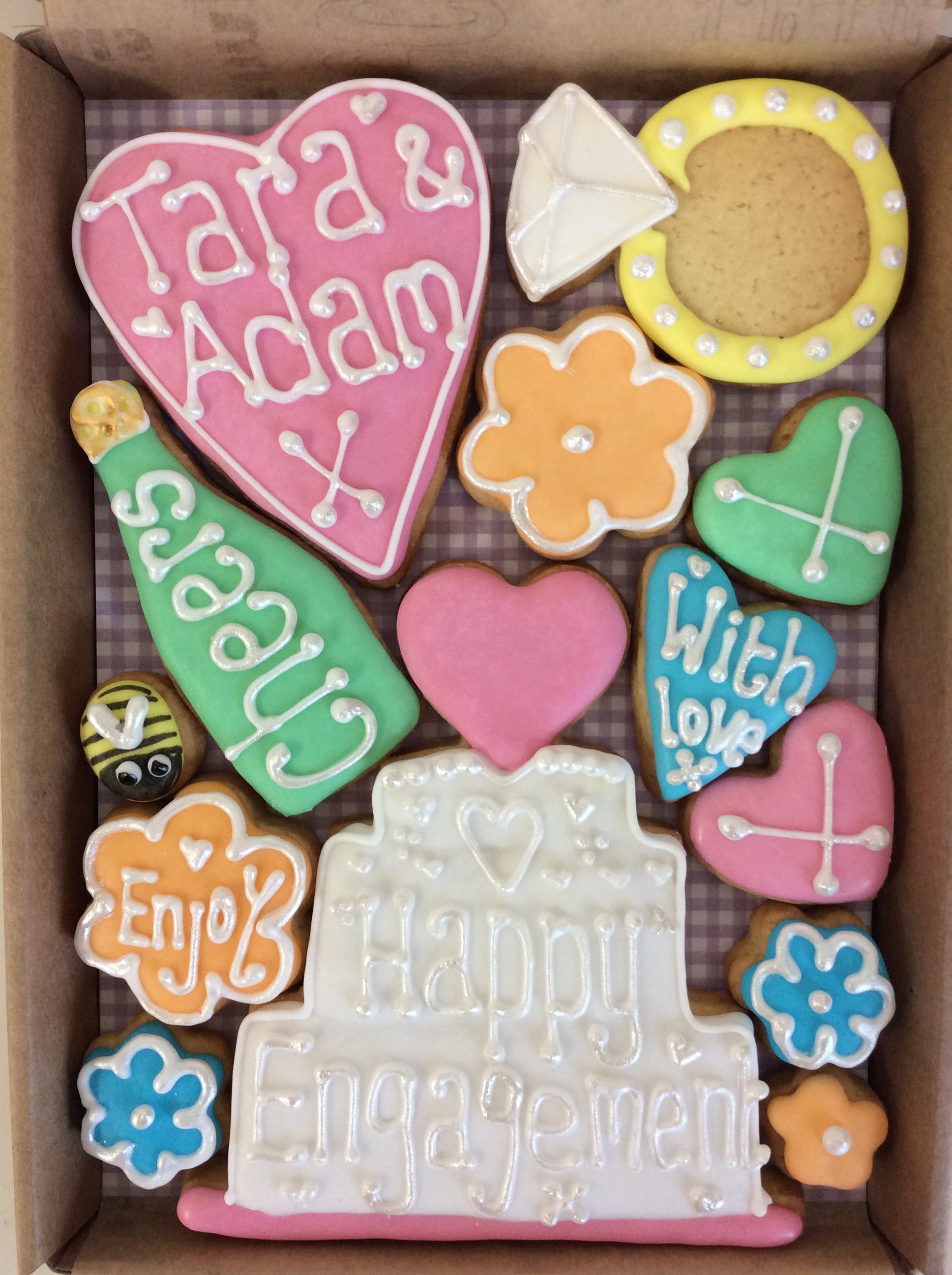 Engagement Cookie box (Medium)